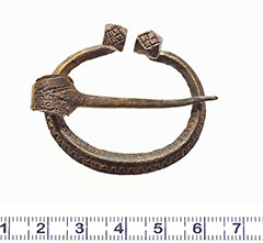Фибула (застежка для одежды). Могильник Озера-1, 12 век